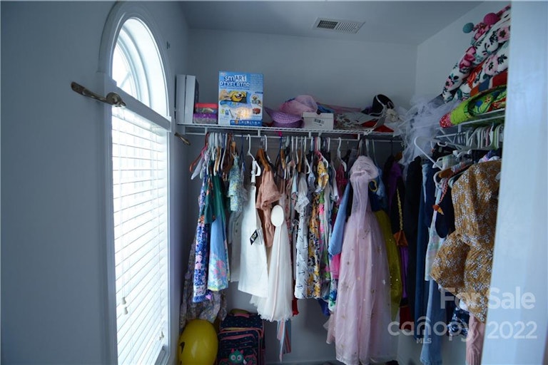 Photo 27 of 44 - 4454 Timberwood Dr, Gastonia, NC 28056