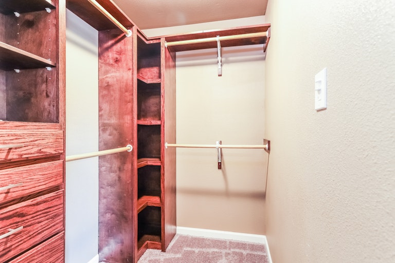 Photo 19 of 27 - 714 Claude W Black, San Antonio, TX 78203