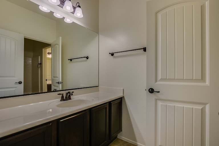 Photo 30 of 44 - 131 W Hackberry Dr, Chandler, AZ 85248