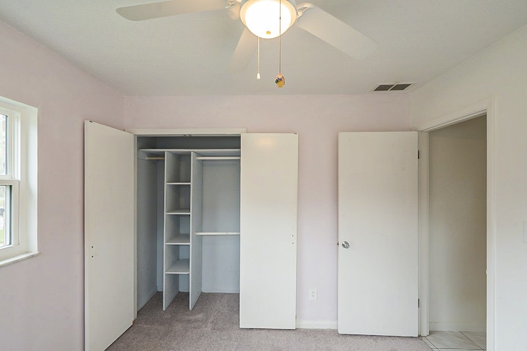 Photo 22 of 28 - 465 Andes Ave, Orlando, FL 32807