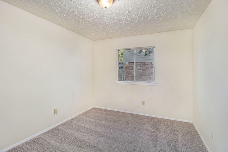 Photo 15 of 17 - 15822 Manfield Dr, Houston, TX 77082