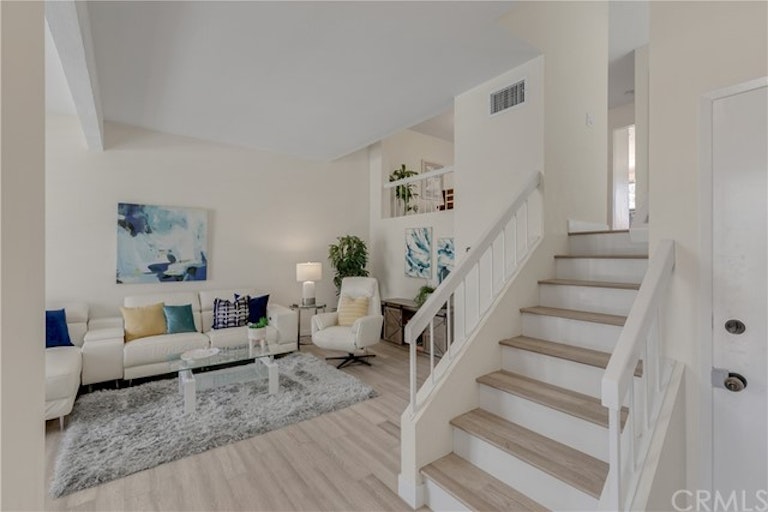 Photo 4 of 48 - 16515 Tropez Ln #147, Huntington Beach, CA 92649