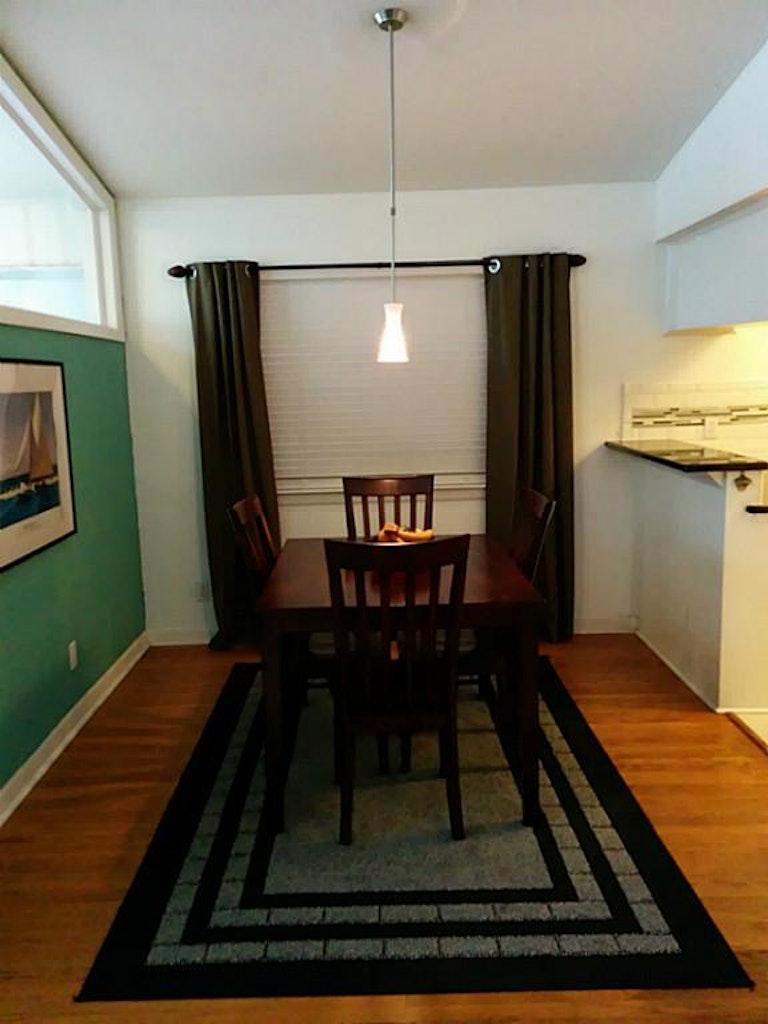 Photo 6 of 30 - 6326 Roos Rd, Houston, TX 77074