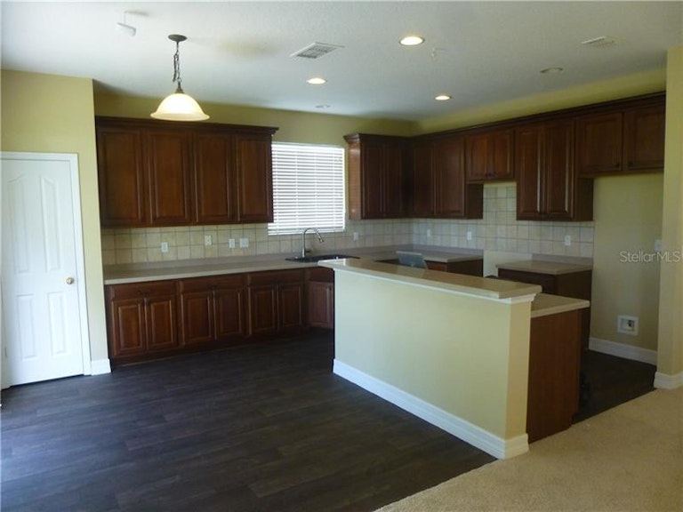 Photo 3 of 13 - 4629 Barbados Loop, Clermont, FL 34711