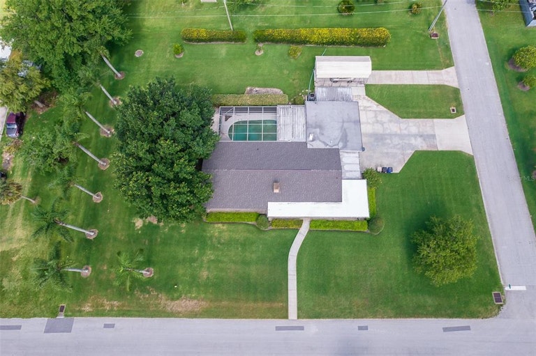 Photo 3 of 38 - 304 Kentucky Ave, Saint Cloud, FL 34769