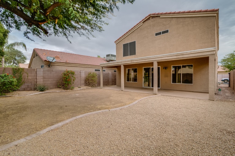 Photo 5 of 29 - 20244 N 30th Pl, Phoenix, AZ 85050