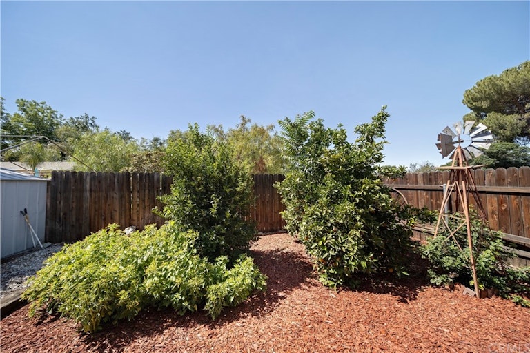 Photo 36 of 38 - 34273 Avenue E, Yucaipa, CA 92399