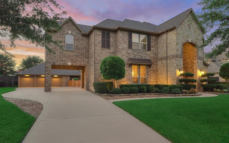 Photo 4 of 50 - 21502 Harbor Water Dr, Cypress, TX 77433
