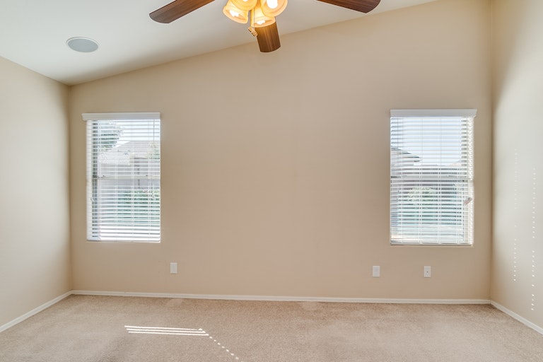 Photo 11 of 29 - 10027 W Flavia Hvn, Tolleson, AZ 85353