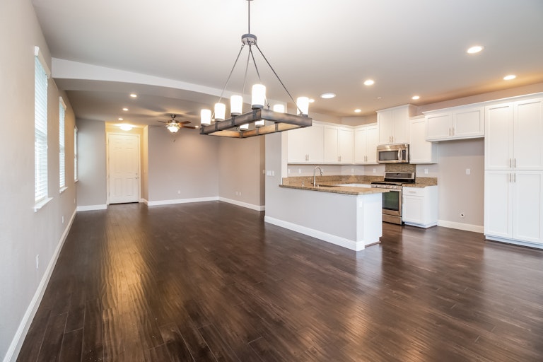 Photo 11 of 25 - 2768 Poppintree Ln, Lincoln, CA 95648