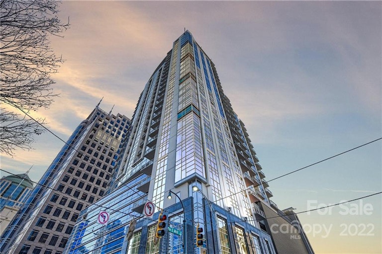 Photo 45 of 48 - 333 W Trade St #1501, Charlotte, NC 28202