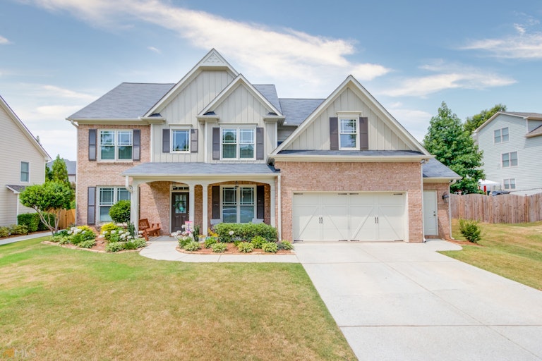 Photo 1 of 52 - 1992 Ambrosia Ct, Dacula, GA 30019