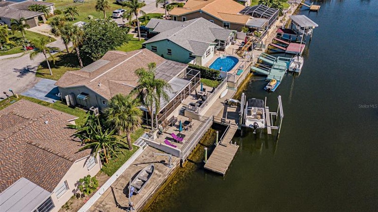 Photo 20 of 38 - 15536 Century Dr, Hudson, FL 34667