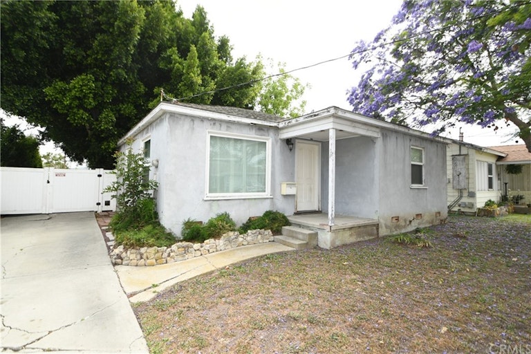 Photo 1 of 30 - 2326 246th Pl, Lomita, CA 90717
