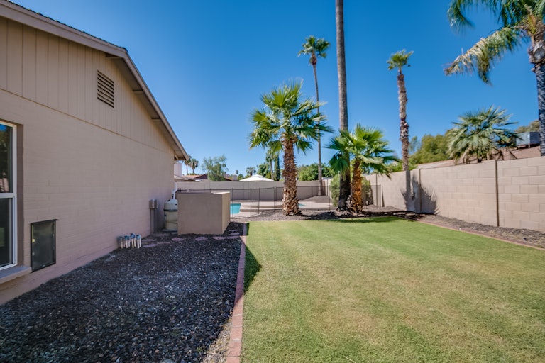 Photo 33 of 33 - 4916 E Surrey Ave, Scottsdale, AZ 85254