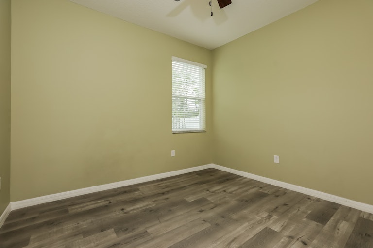 Photo 18 of 26 - 1392 Merion Dr, Mount Dora, FL 32757