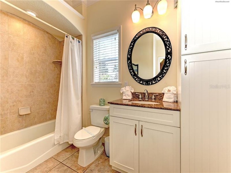 Photo 17 of 25 - 306 56th St, Holmes Beach, FL 34217