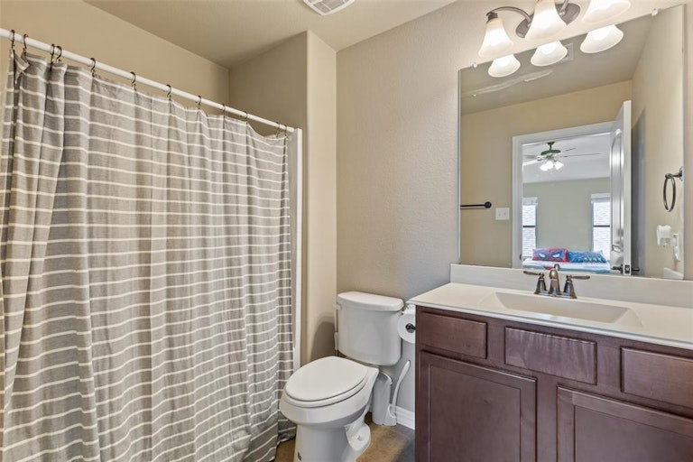 Photo 23 of 30 - 151 Pleasant Hill Ln, Fate, TX 75189
