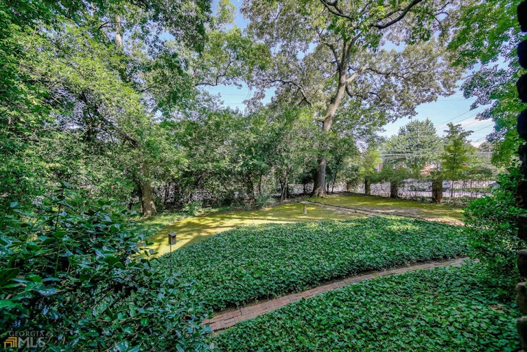 Photo 43 of 59 - 898 Briarcliff Rd NE, Atlanta, GA 30306