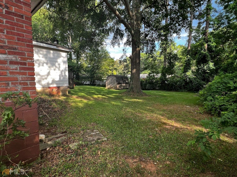 Photo 4 of 13 - 3721 Del Rio Ter, Decatur, GA 30032