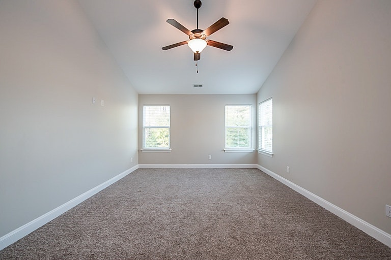Photo 14 of 24 - 4920 Stonewood Pines Dr, Knightdale, NC 27545