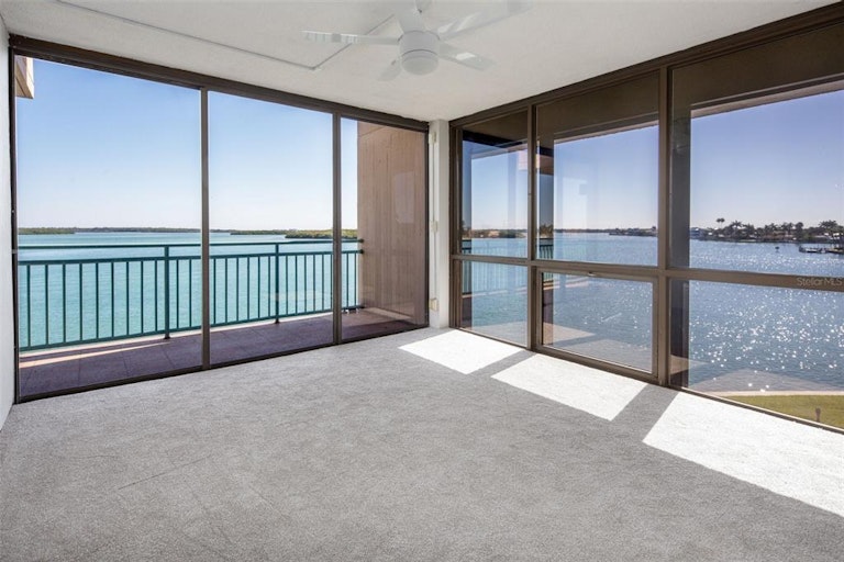 Photo 2 of 29 - 1 Key Capri #213E, Treasure Island, FL 33706