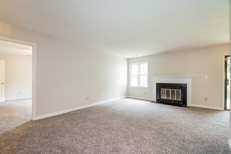 Photo 10 of 25 - 3381 Tarleton E, Durham, NC 27713