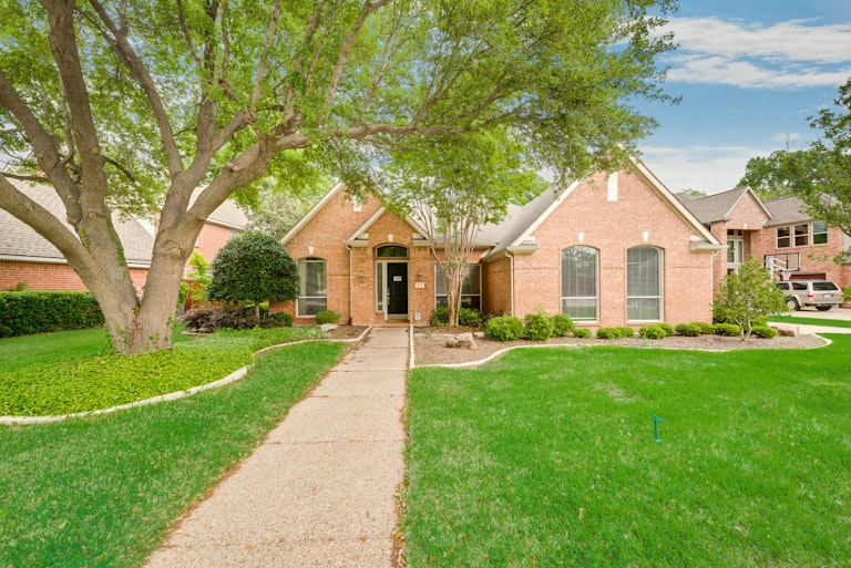 Photo 27 of 27 - 212 Hollywood Dr, Coppell, TX 75019