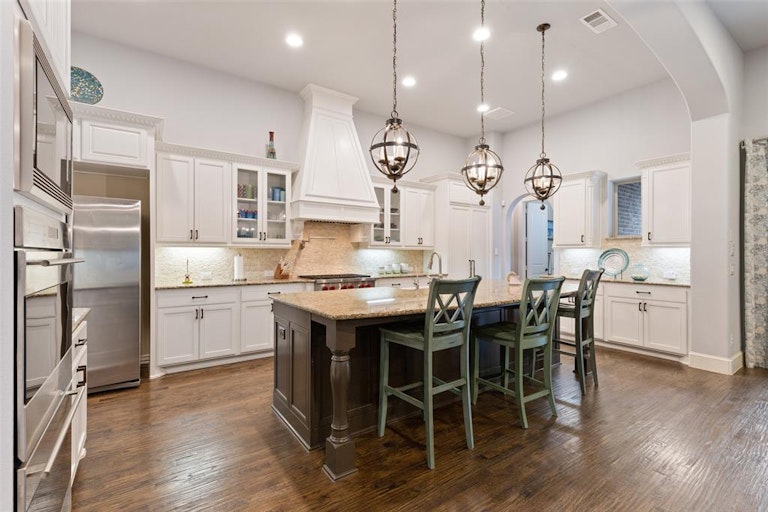 Photo 4 of 40 - 1041 Wagner Way, Lantana, TX 76226
