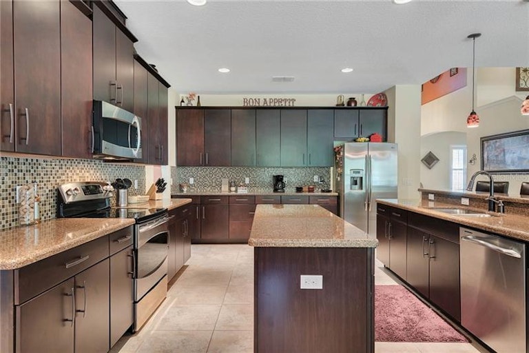 Photo 9 of 25 - 1343 Bella Tuscany Cv, Longwood, FL 32750