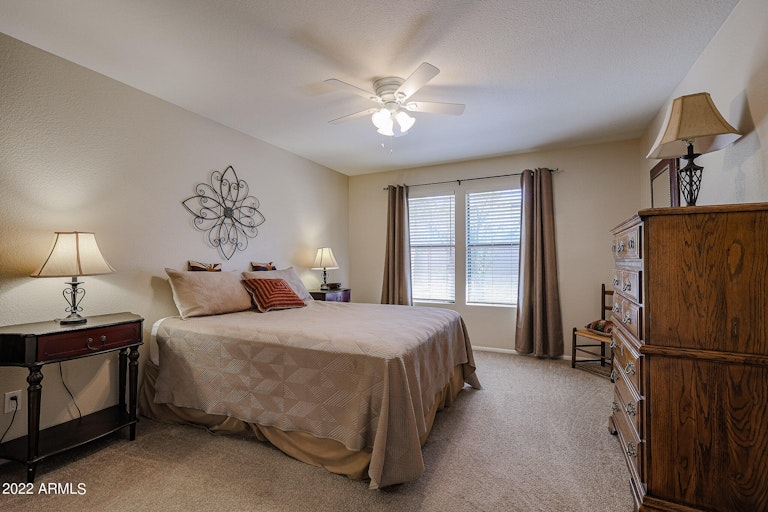 Photo 28 of 38 - 5207 E Half Moon Dr, Phoenix, AZ 85044