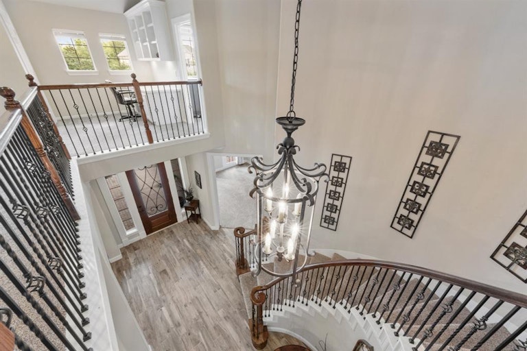 Photo 18 of 39 - 333 Grand Creek Dr, League City, TX 77573