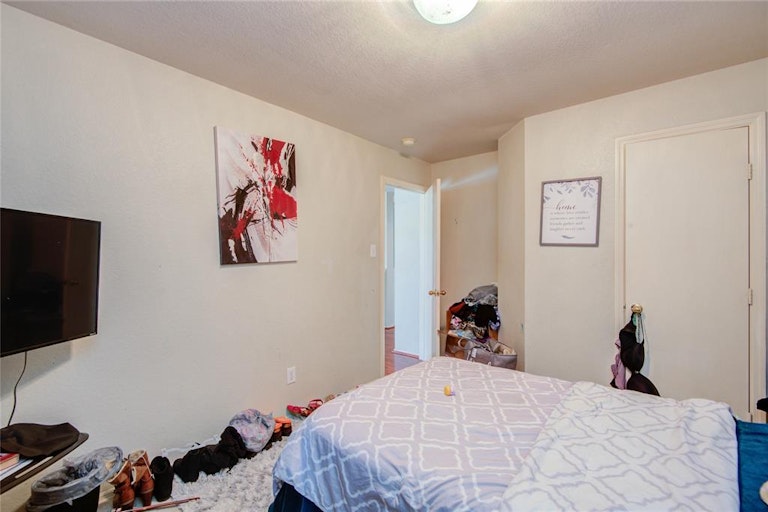 Photo 42 of 50 - 16651 Keegans Ridge Way Dr, Houston, TX 77083