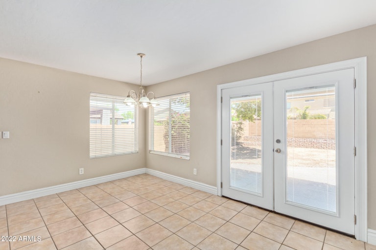 Photo 14 of 32 - 14880 W Columbine Dr, Surprise, AZ 85379