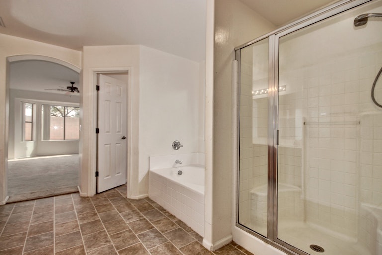 Photo 5 of 23 - 1609 S 123rd Dr, Avondale, AZ 85323