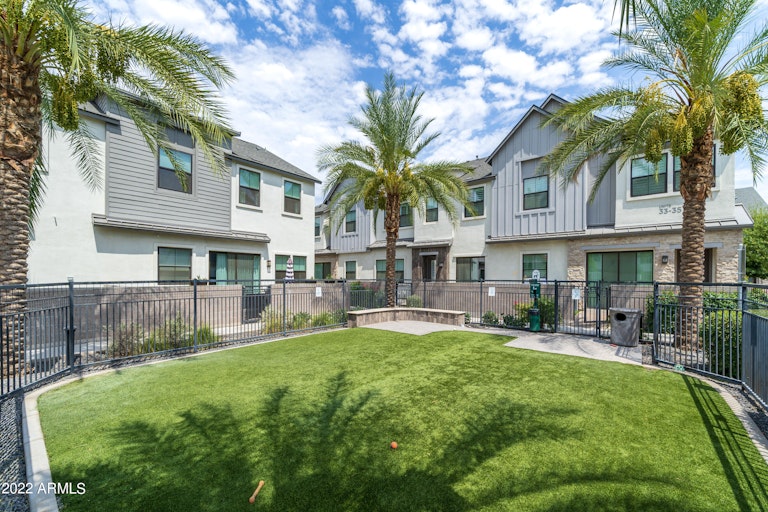 Photo 30 of 39 - 3200 N 39th St #14, Phoenix, AZ 85018