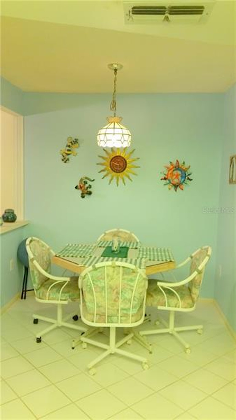 Photo 12 of 19 - 824 Bayport Cir, Venice, FL 34292