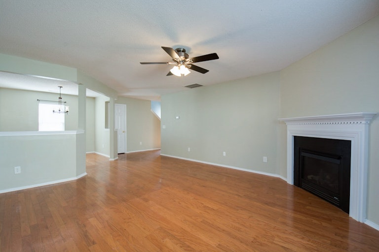 Photo 8 of 22 - 2824 Skybrook Ln, Durham, NC 27709