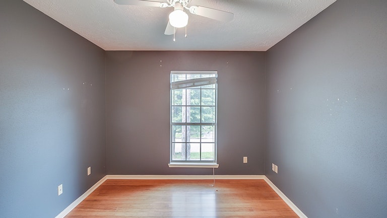 Photo 24 of 35 - 14426 Little Willow Walk, Houston, TX 77062
