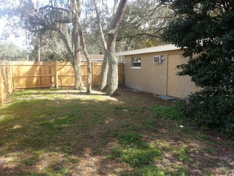 Photo 5 of 7 - 1609 E 143rd Ave #101, Tampa, FL 33613