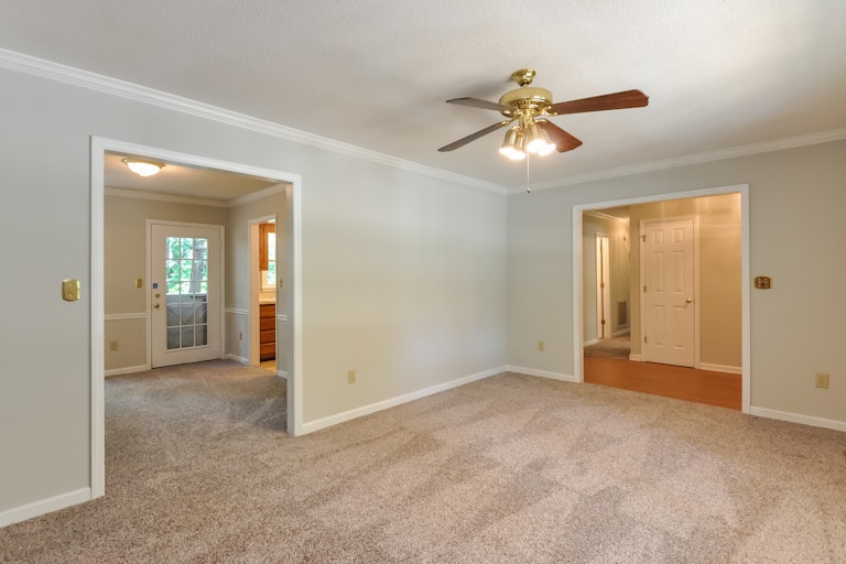 Photo 2 of 25 - 1408 Castalia Dr, Cary, NC 27513
