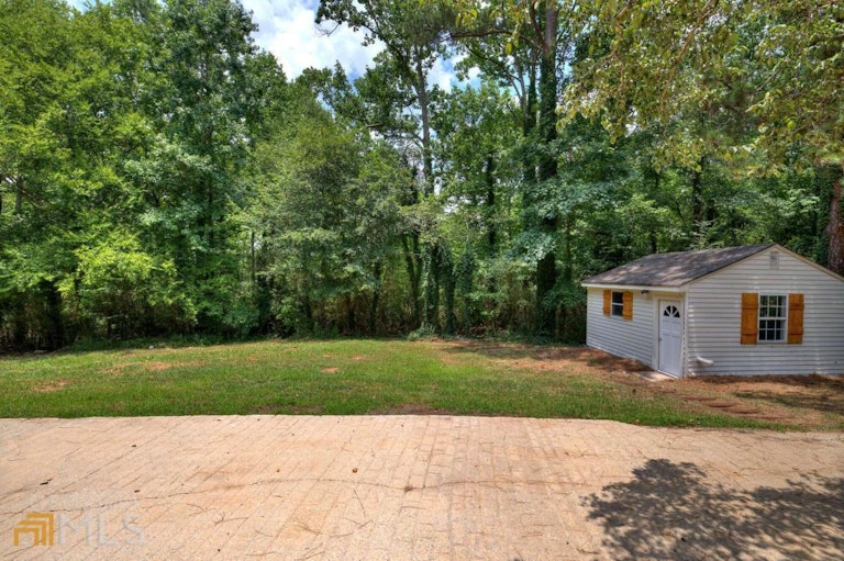 Photo 38 of 52 - 4843 Yeager Rd, Douglasville, GA 30135