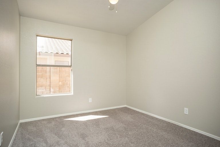 Photo 16 of 20 - 12727 W Cambridge Ave, Avondale, AZ 85392