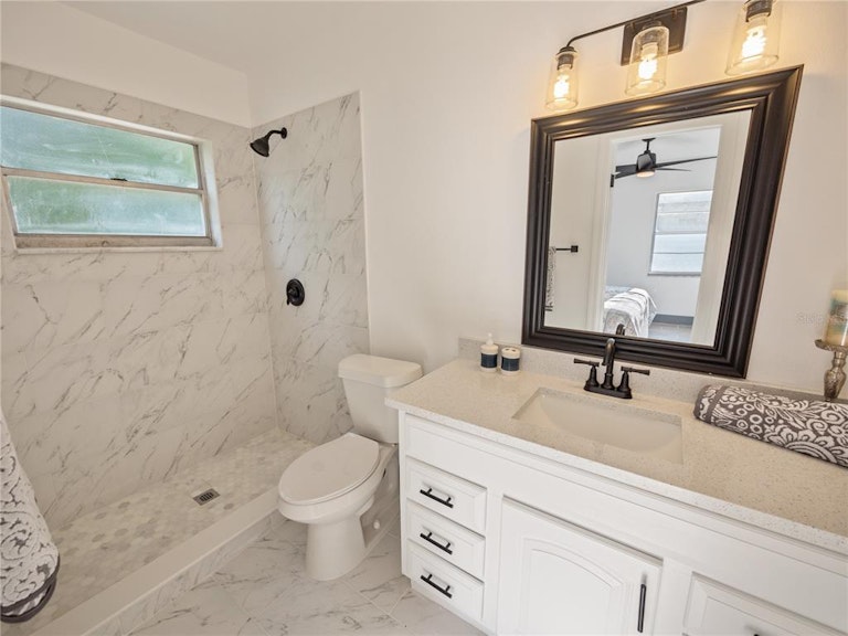 Photo 16 of 24 - 631 Callahan St, Winter Park, FL 32789