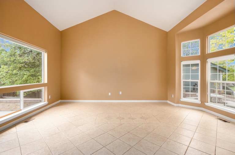 Photo 9 of 19 - 4655 W 112th Ct, Westminster, CO 80031
