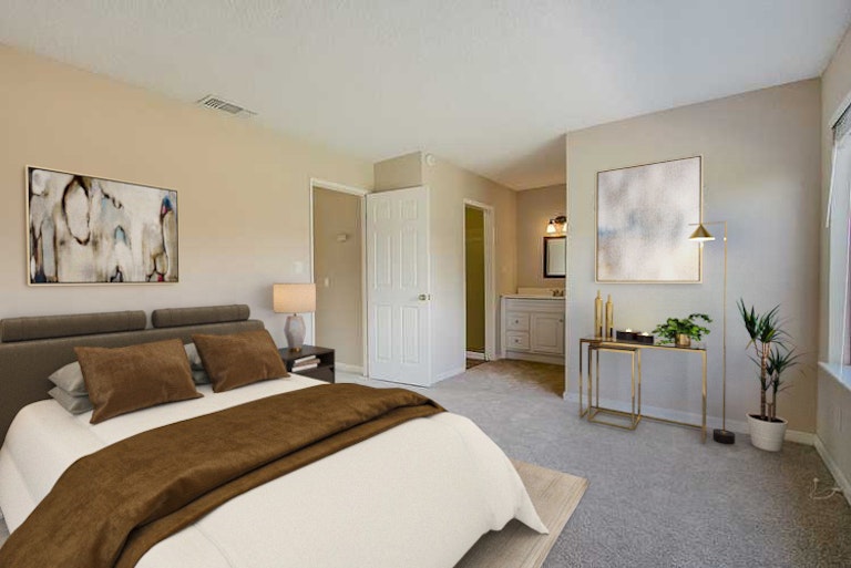 Photo 3 of 39 - 7572 Burgoyne Ln, Sacramento, CA 95823