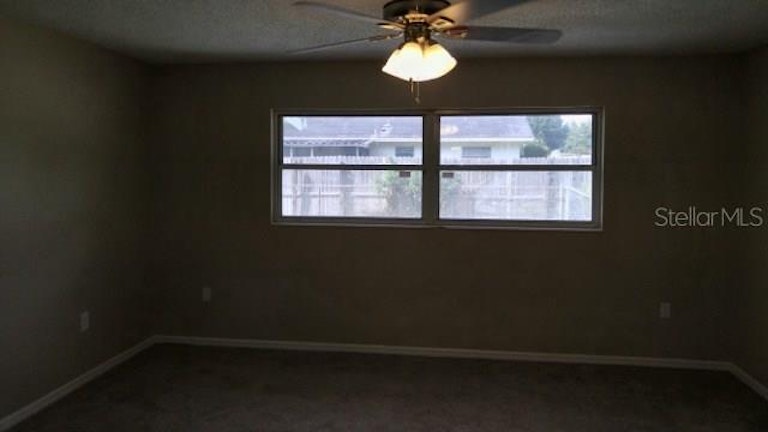Photo 12 of 25 - 765 Amhurst Dr, Orange City, FL 32763