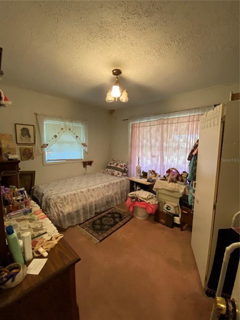 Photo 24 of 25 - 2330 N Valrico Rd, Seffner, FL 33584