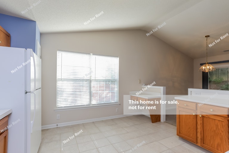 Photo 15 of 27 - 201 Kinship Ln, Apex, NC 27502