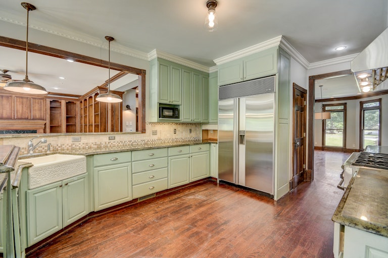 Photo 4 of 31 - 52 Edgewood Vis, Newnan, GA 30265